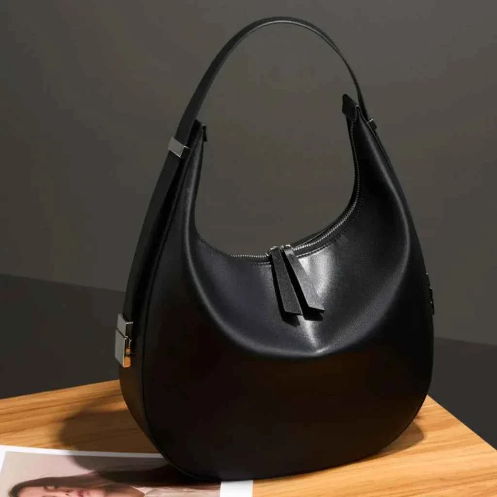 Bolsa Hobo Feminina de Couro PU com Design Meia Lua Minimalista – Niralia