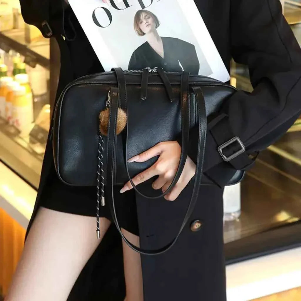 Bolsa de Ombro Feminina Retangular de Couro PU com Design Minimalista – Celilia