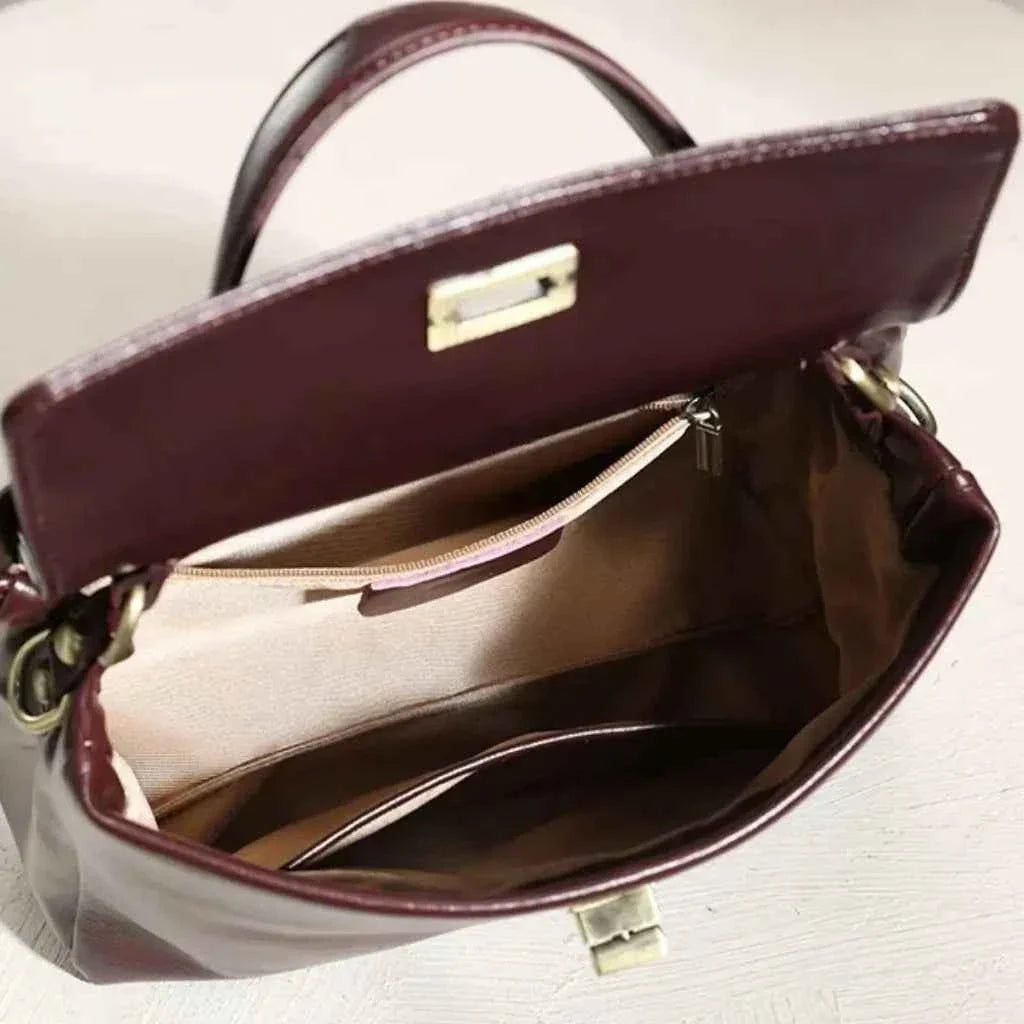 Bolsa de Mão Feminina Estruturada de Couro PU com Alça Transversal Vintage – Maralia