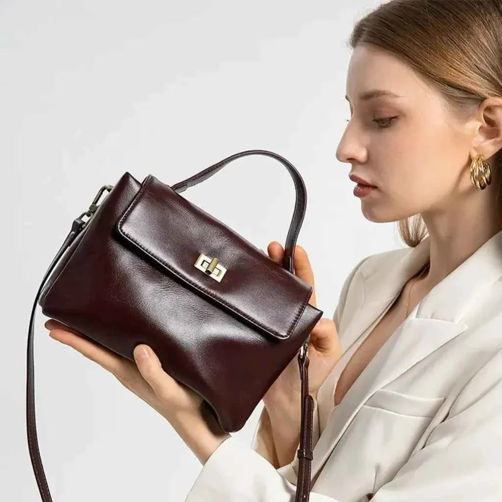 Bolsa de Mão Feminina Estruturada de Couro PU com Alça Transversal Vintage – Maralia