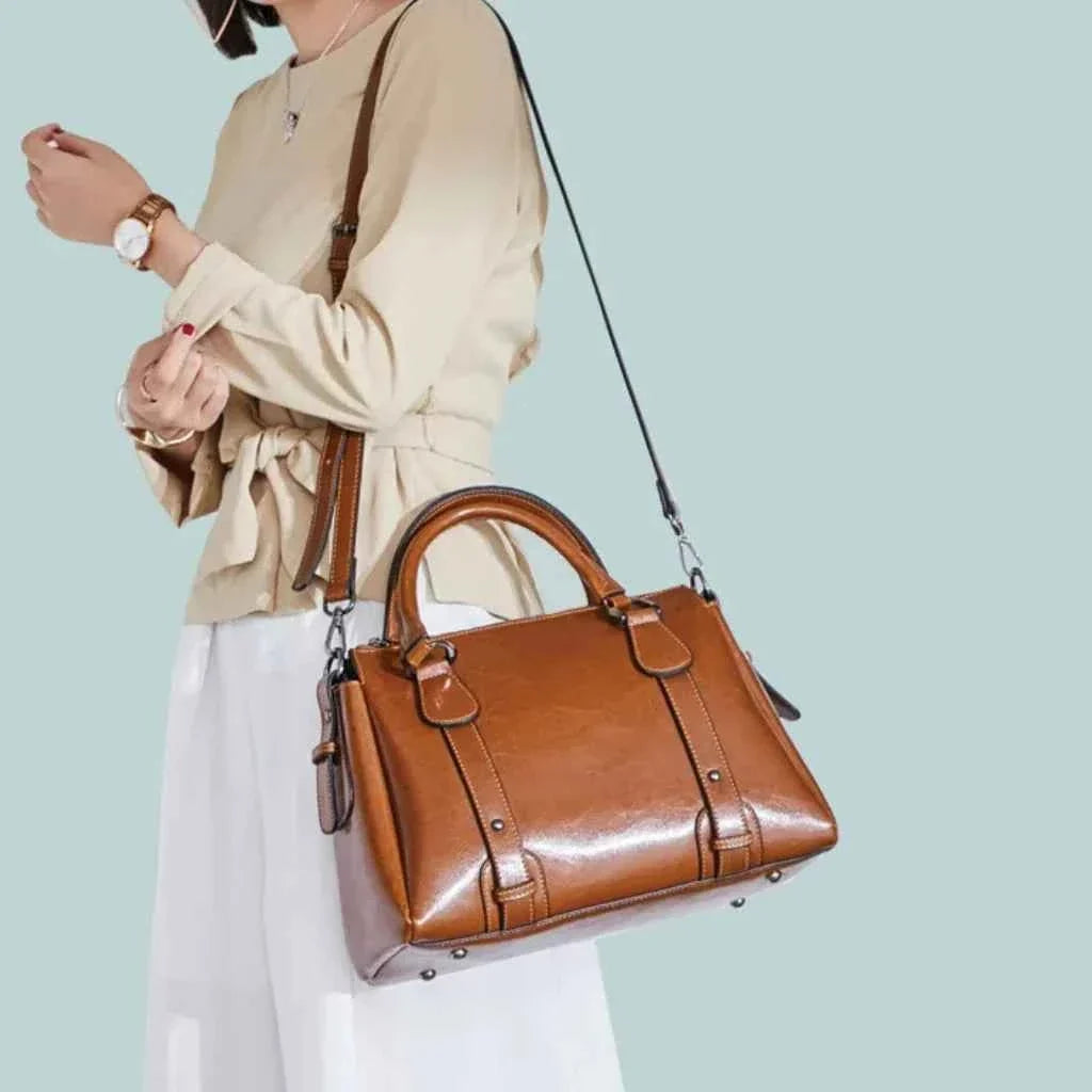 Bolsa Tote Executiva Estruturada de Couro PU com Acabamento Polido – Evalia