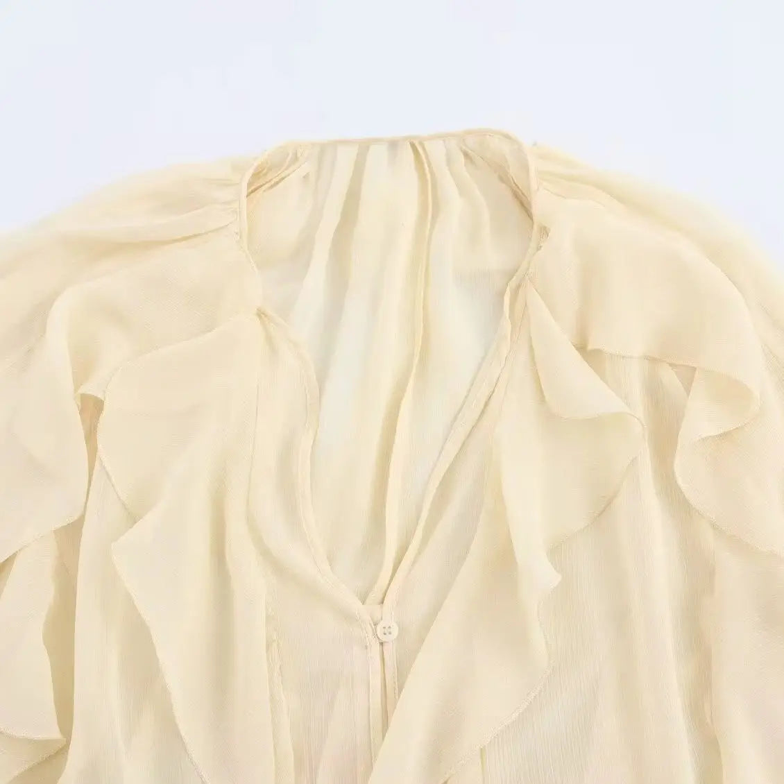 Blusa de Chiffon com Babados Volumosos e Manga Bufante – Yalilia