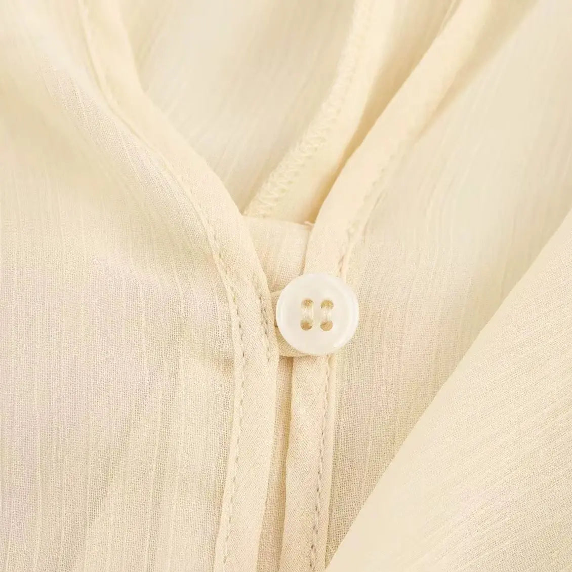 Blusa de Chiffon com Babados Volumosos e Manga Bufante – Yalilia