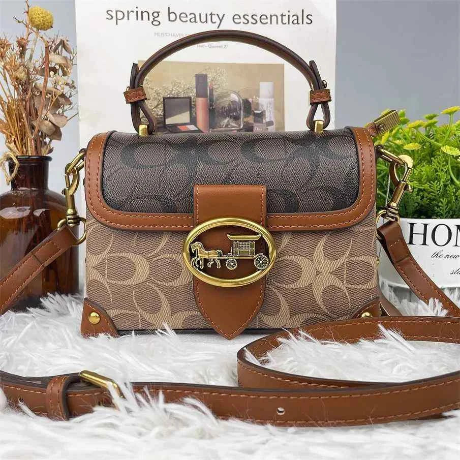 Bolsa Estruturada Feminina de Luxo com Fecho Metálico – Calalia