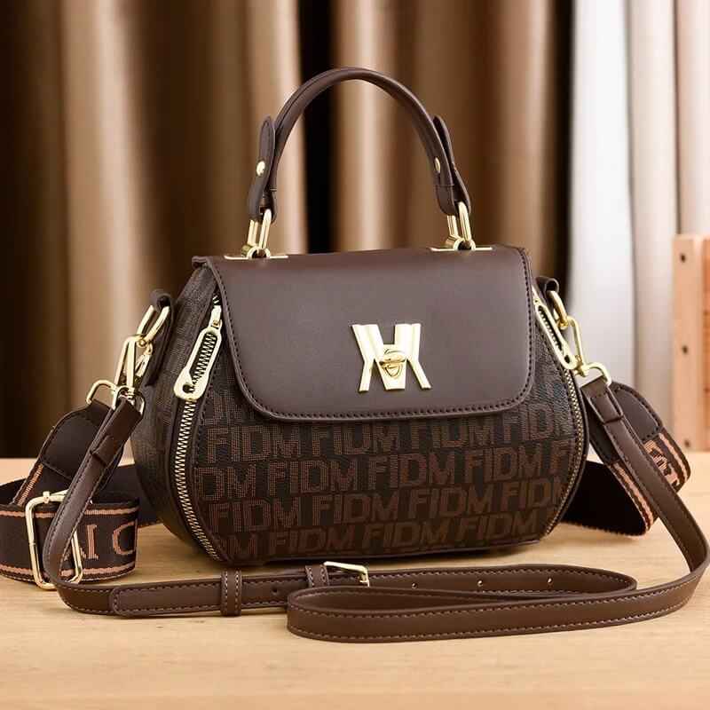 Bolsa Estruturada Feminina de Luxo com Detalhe Metálico – Brilia