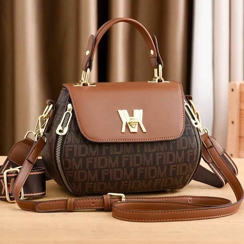 Bolsa Estruturada Feminina de Luxo com Detalhe Metálico – Brilia