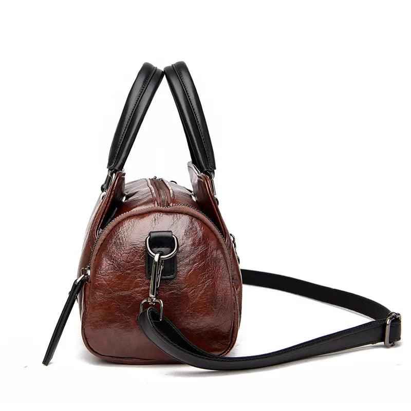 Bolsa Feminina Estruturada de Couro PU com Efeito Polido e Alça Transversal – Avalia