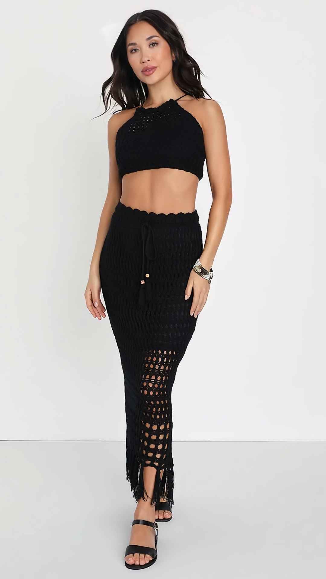 Conjunto Feminino de Crochê com Top Frente Única e Saia Midi com Franjas – Zelalina