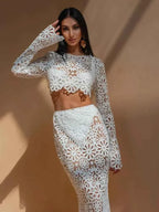 Conjunto Feminino Longo em Renda Floral Guipir com Manga Longa Transparente – Selanira