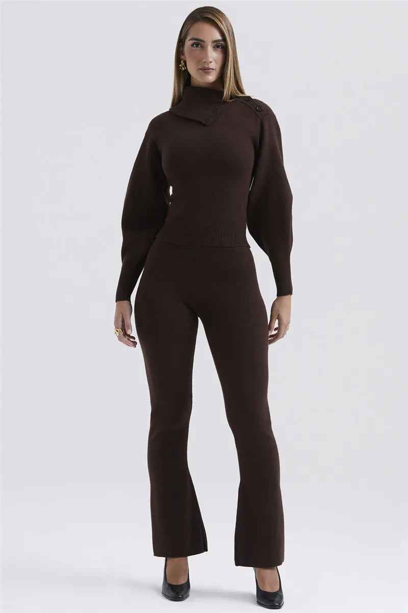Conjunto Feminino de Tricô com Gola Assimétrica e Calça Flare – Celirina
