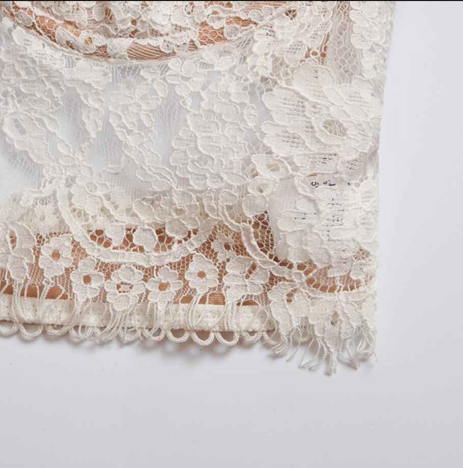 Top Cropped de Renda Floral com Barbatanas Estruturadas – Luma