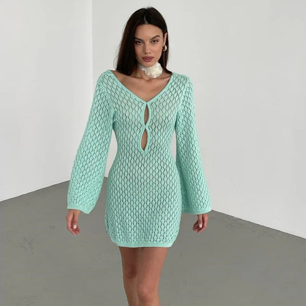 Saída de Praia Vestido Curto de Tricô Manga Sino – Zora