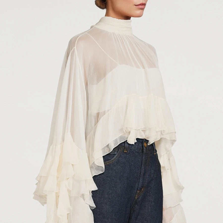 Blusa Feminina Transparente Gola Alta com Mangas Cascata de Babados – Luísa