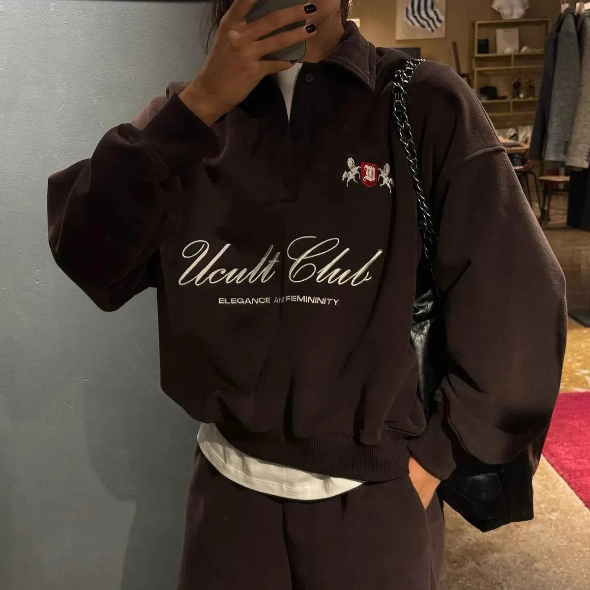 Moletom Oversized Bordado com Gola Polo – Caranara