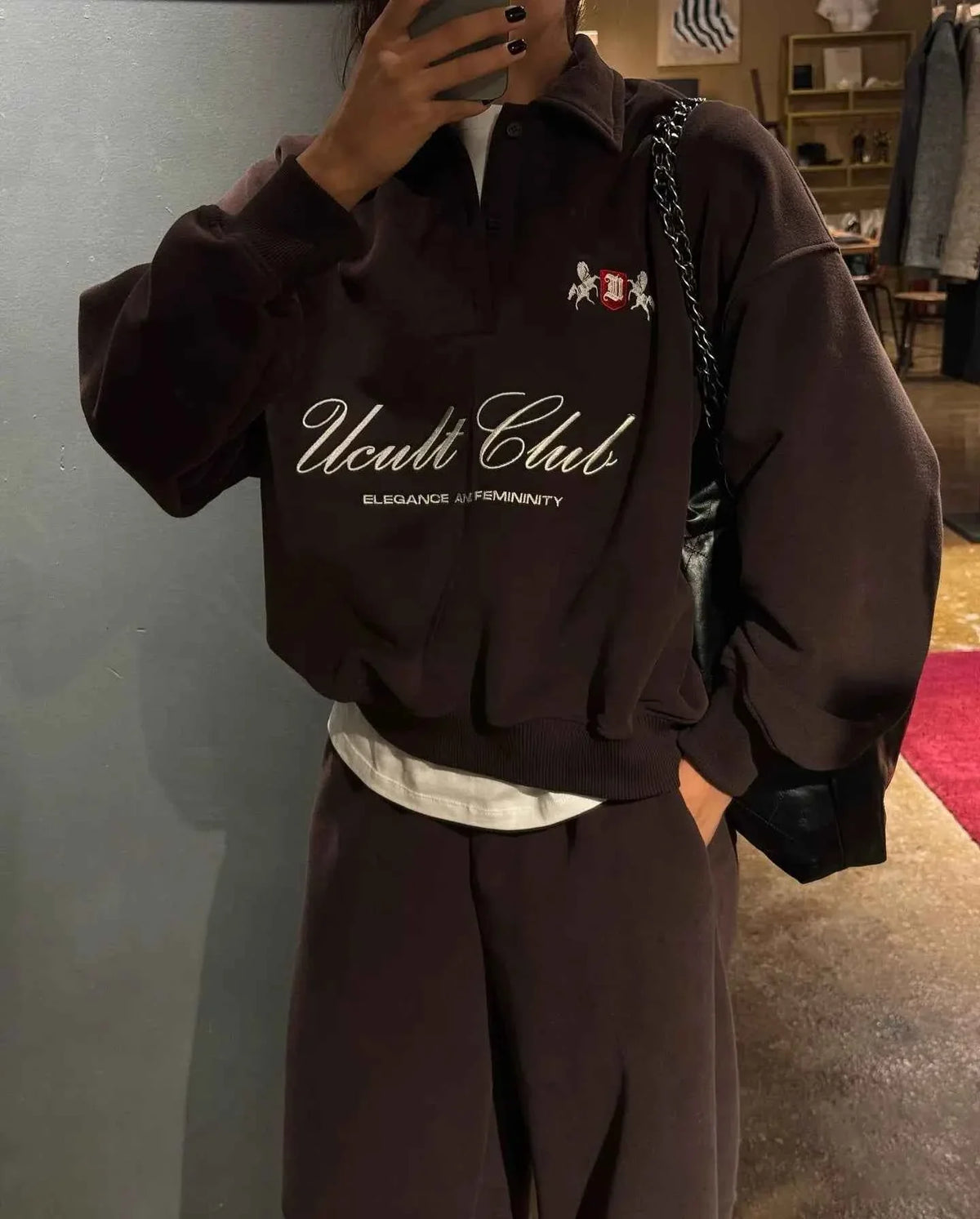 Moletom Oversized Bordado com Gola Polo – Caranara
