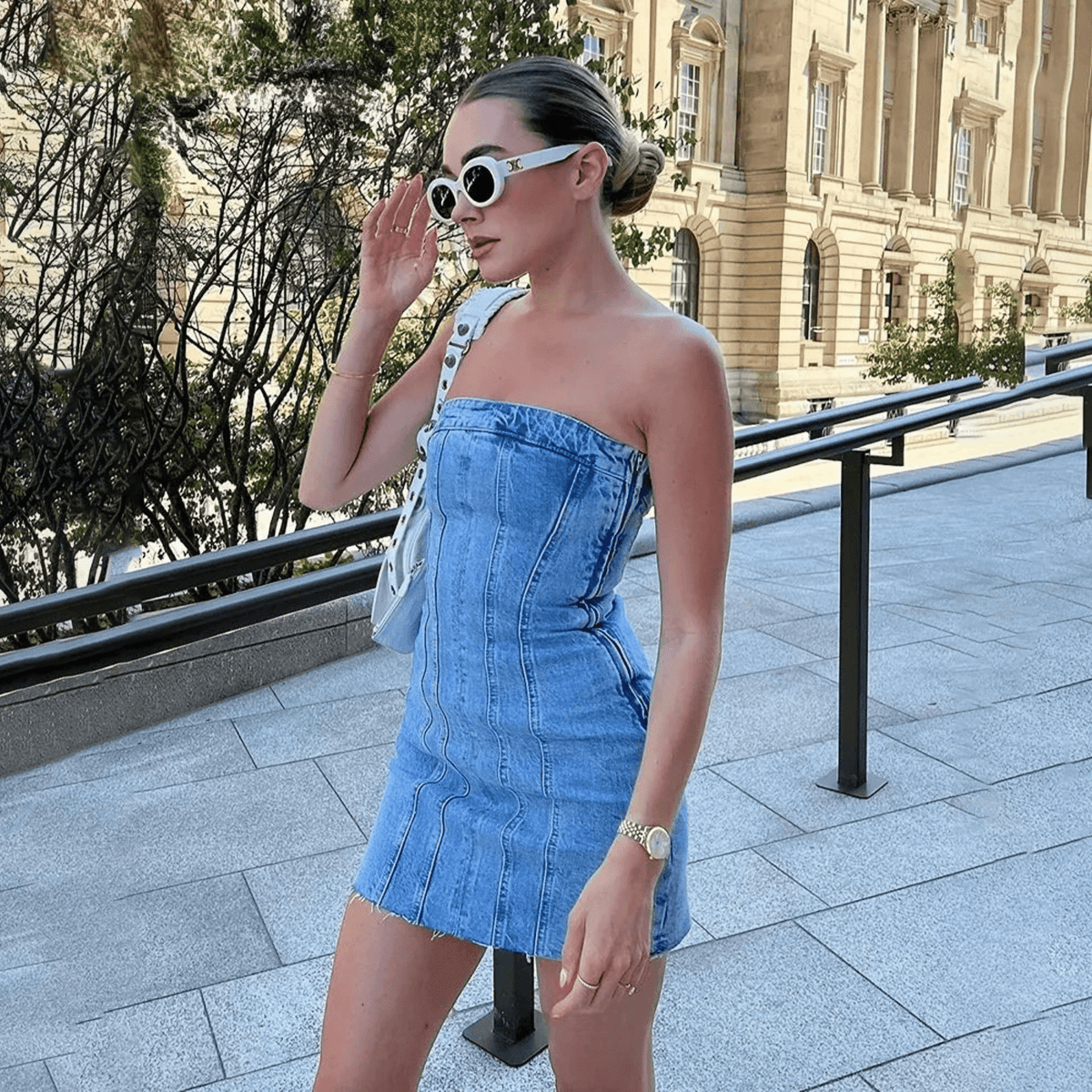 Vestido Jeans Curto Tomara que Caia Estilo Corset – Zelarina