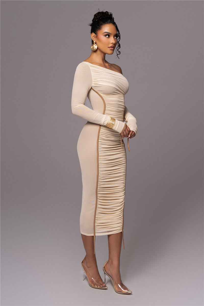 Vestido Midi de Festa Assimétrico com Manga Longa e Franzidos – Tialia