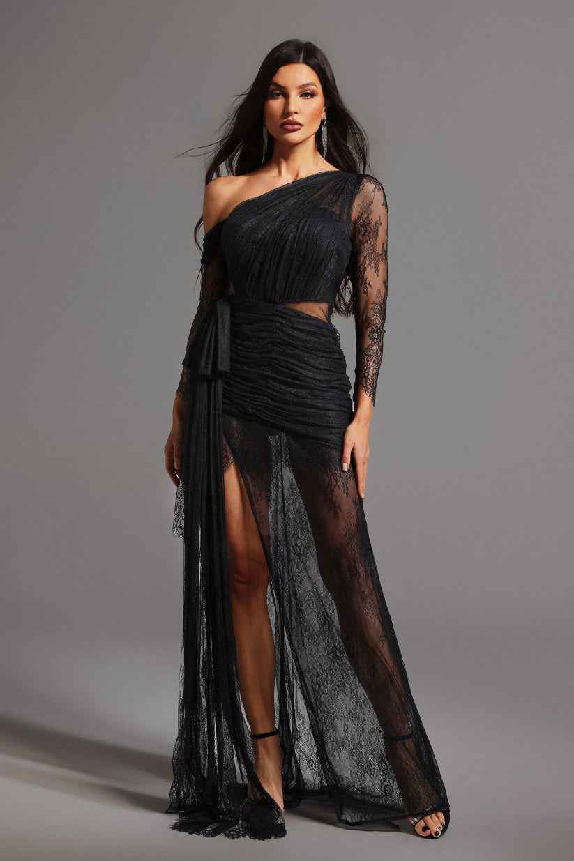 Vestido Longo de Festa Assimétrico com Fenda Alta e Renda Transparente – Renanara