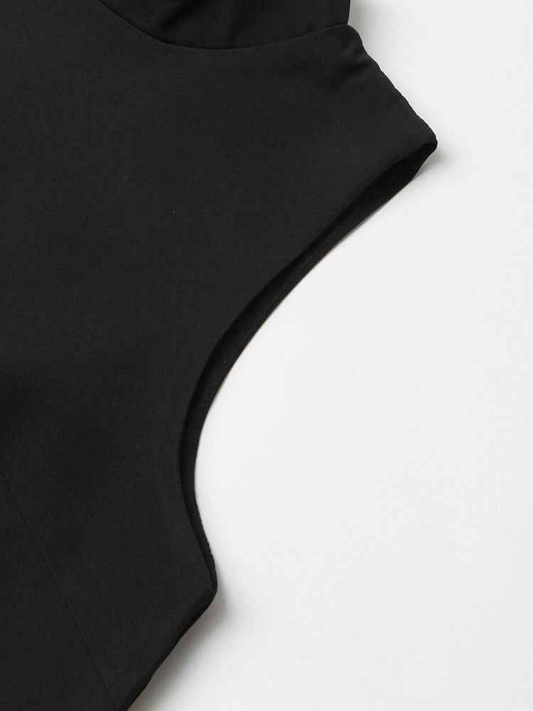 Vestido Curto de Festa Preto com Gola Alta e Barra em Plumas – Milanora