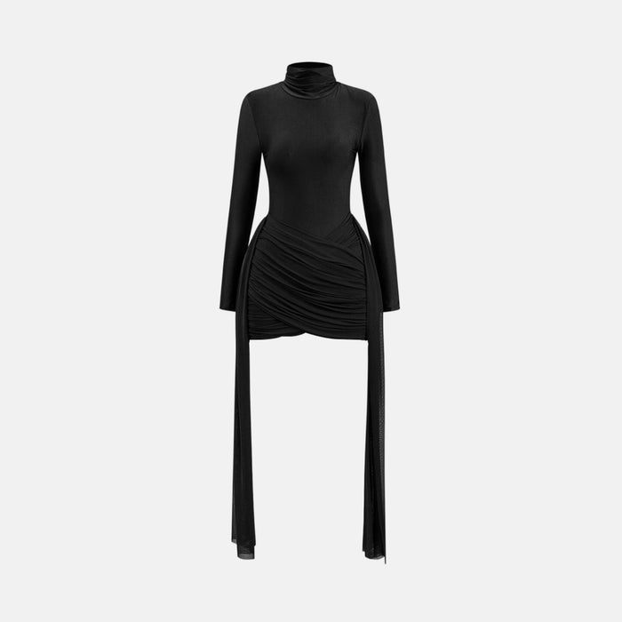 Vestido Curto Drapeado Assimétrico com Gola Alta e Tiras de Tule – Anália