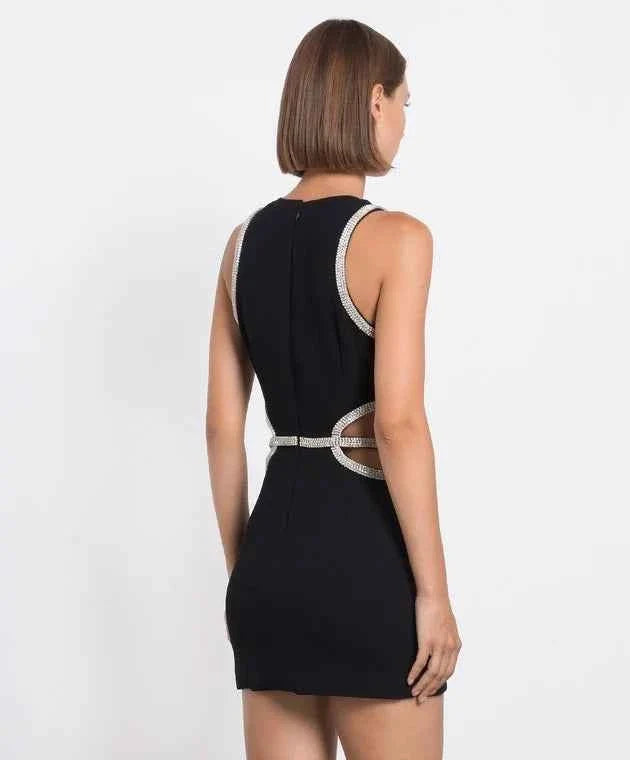 Vestido Curto Preto de Festa com Bordado Floral em Cristais e Recortes Laterais – Salinora