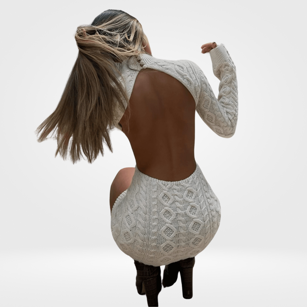 Vestido Curto de Tricô Off White Manga Longa com Costas Nuas – Aririsa