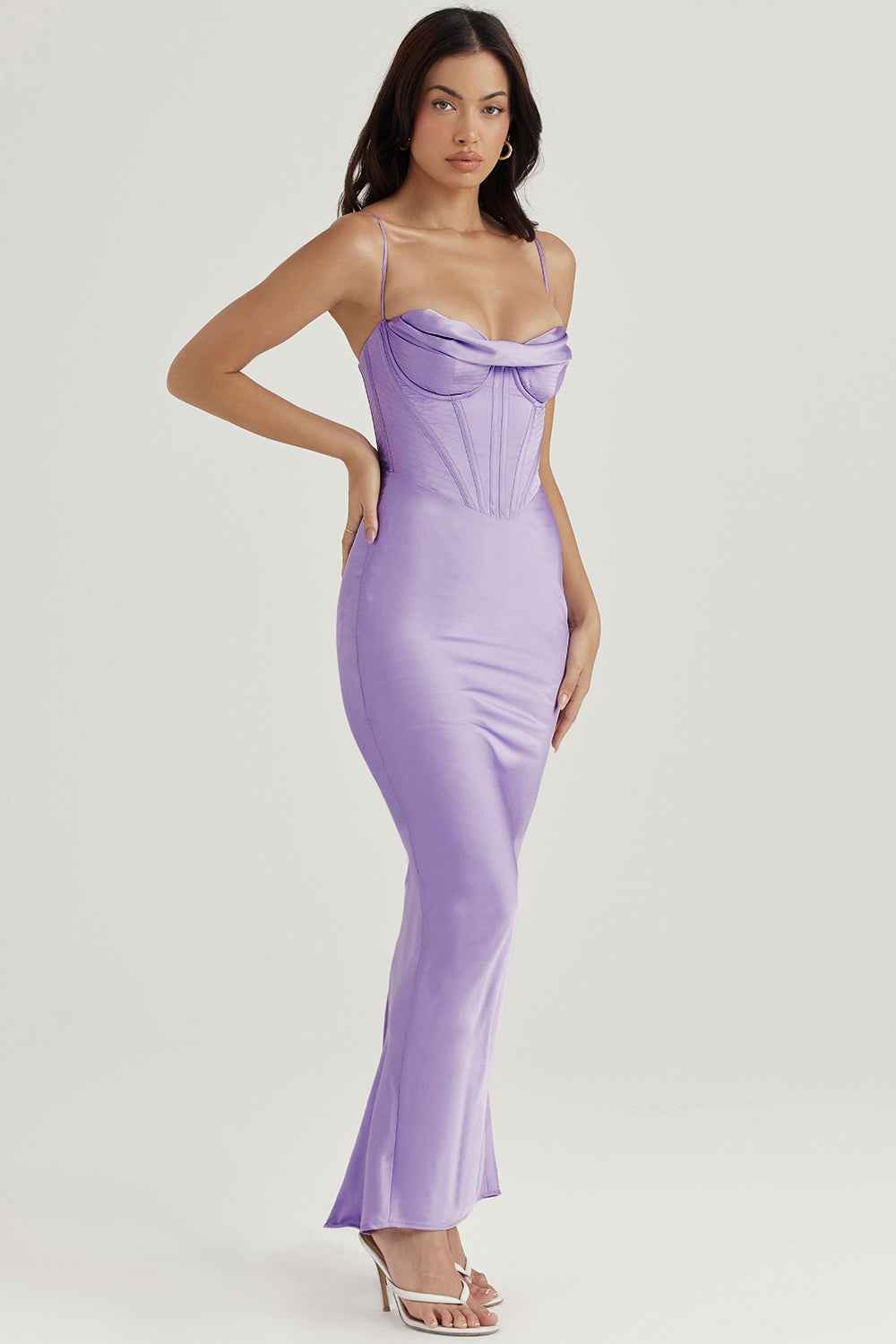 Vestido Longo de Festa com Corset Estruturado e Alças Finas – Liarina