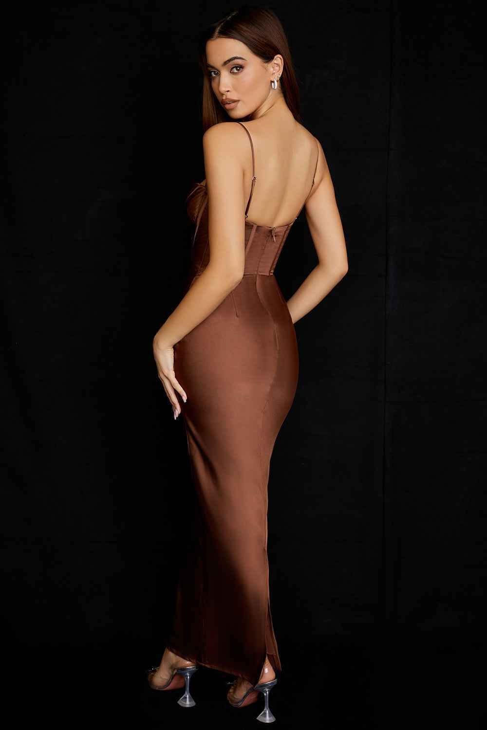 Vestido Longo de Festa com Corset Estruturado e Alças Finas – Liarina