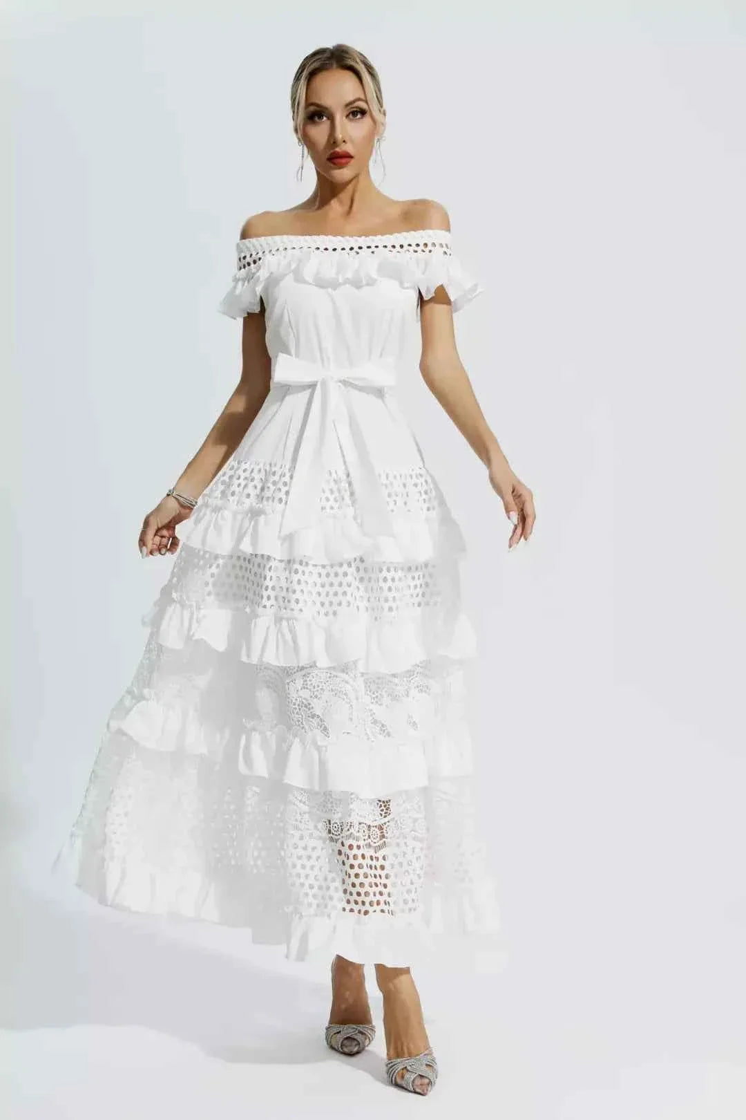 Vestido Longo com Babados e Renda Vazado – Zelanora