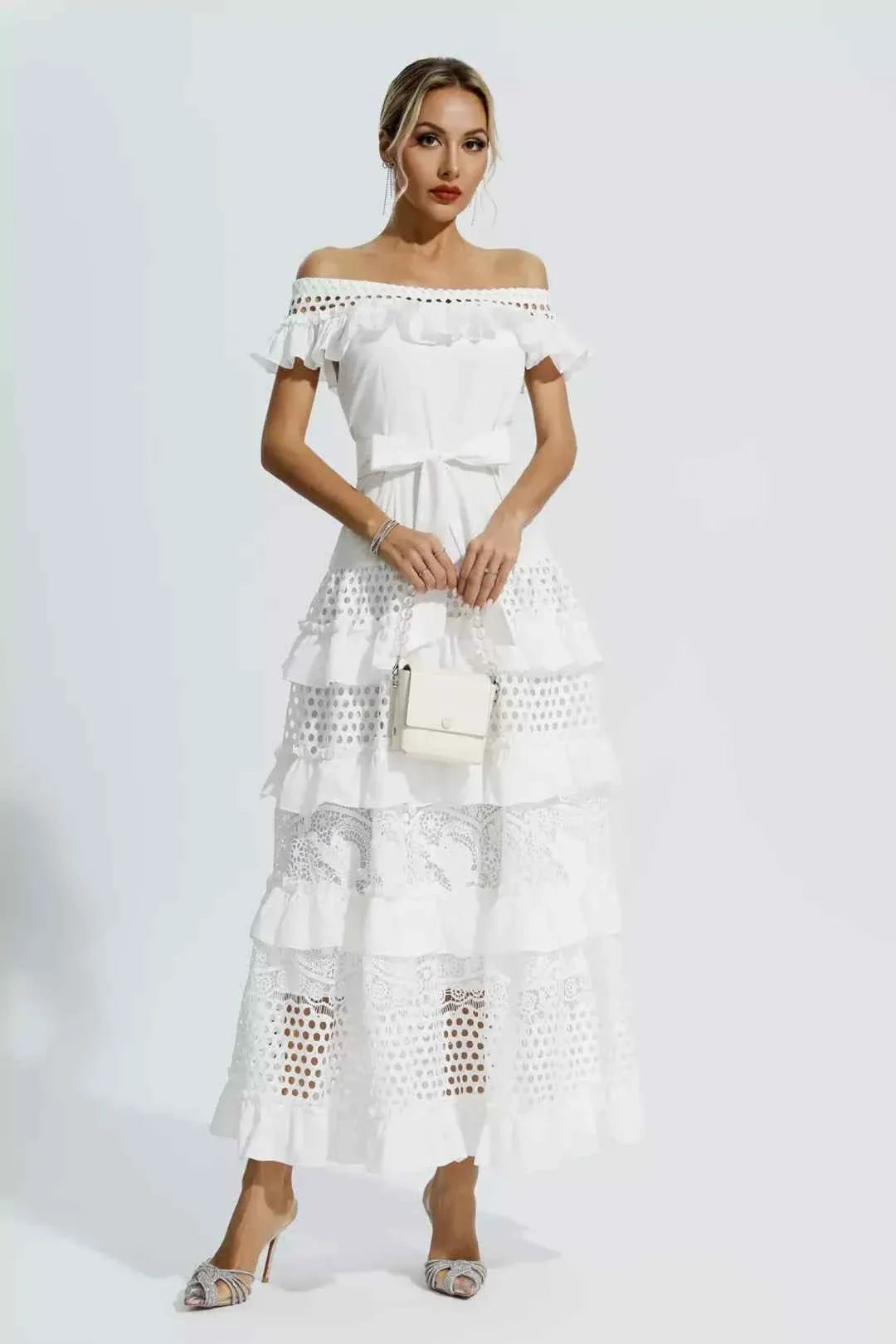 Vestido Longo com Babados e Renda Vazado – Zelanora