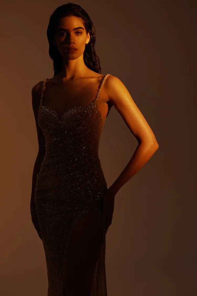Vestido de Festa Midi Dourado com Brilho e Corset Transparente – Novarina