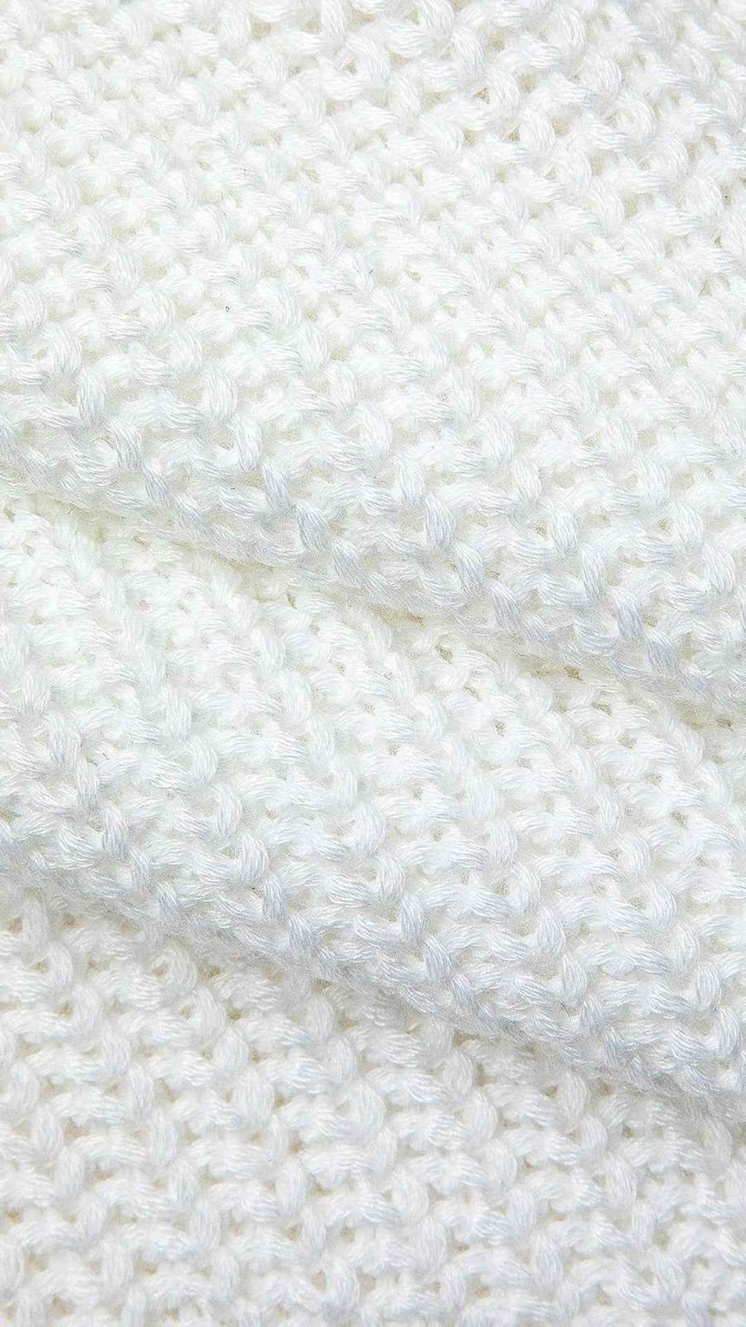Vestido Curto de Tricô com Recorte na Cintura e Amarração no Decote – Zalilina