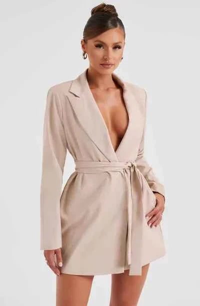 Vestido Blazer Curto de Alfaiataria Transpassado – Zalilia