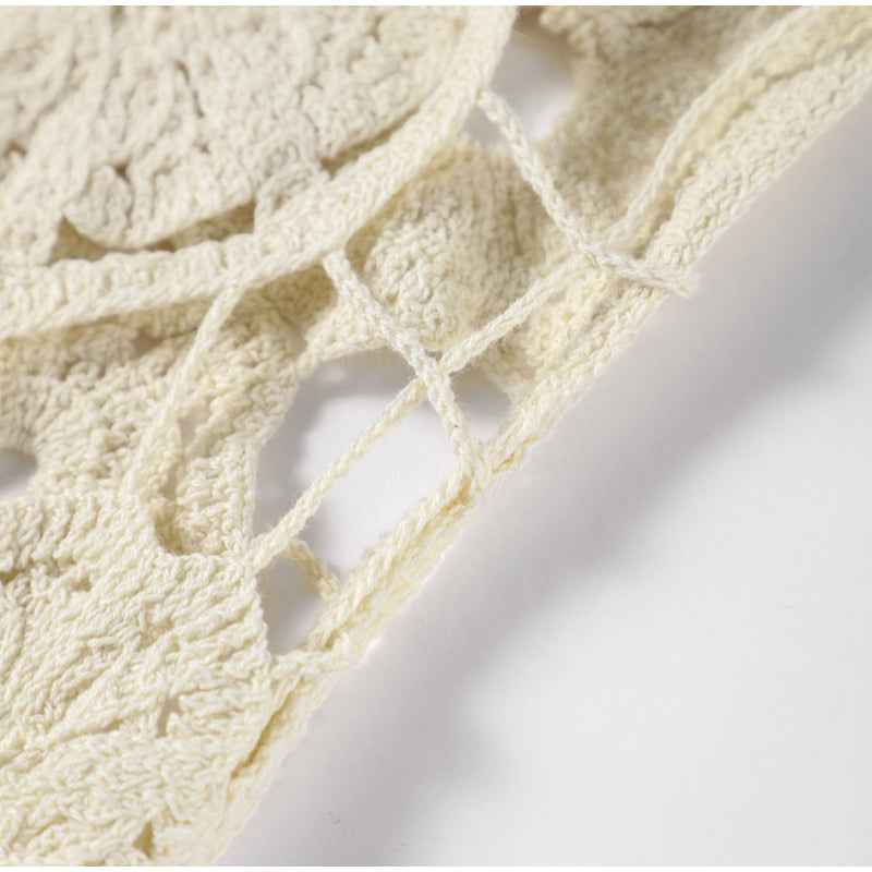 Vestido Longo de Crochê com Recortes – Liranira