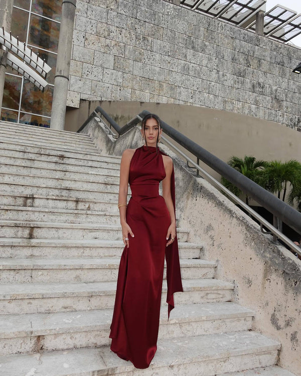 Vestido de Festa Longo de Cetim Frente Única com Echarpe – Yolanda