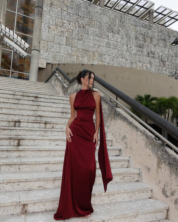 Vestido de Festa Longo de Cetim Frente Única com Echarpe – Yolanda