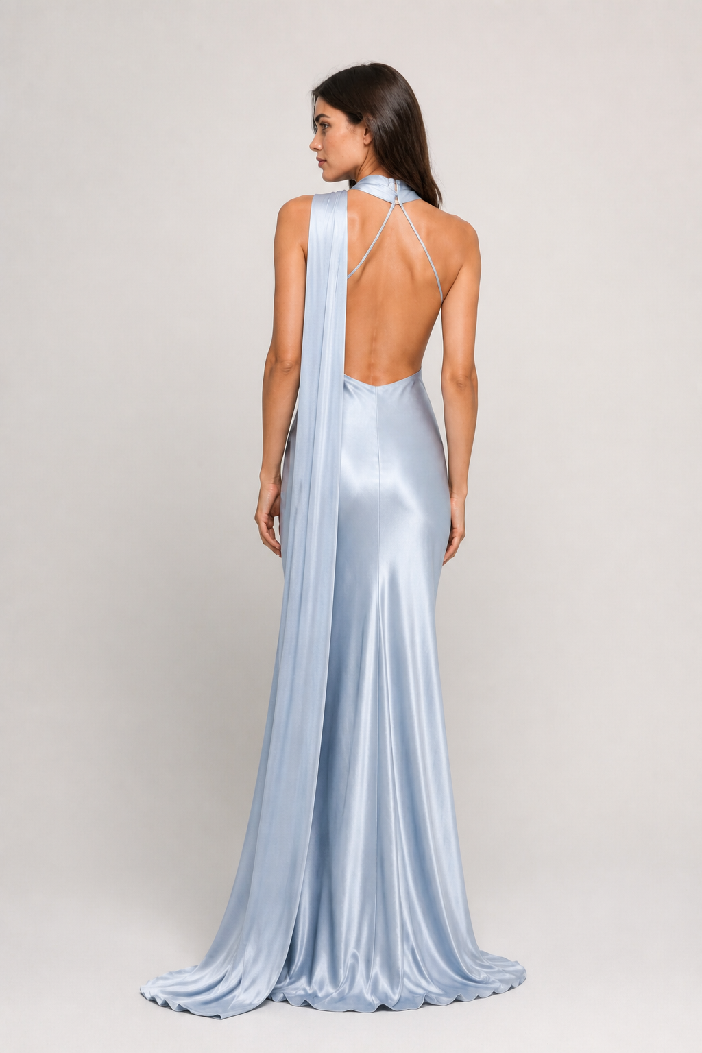 Vestido Longo de Festa Acetinado com Costas Abertas e Gola Halter – Melissa