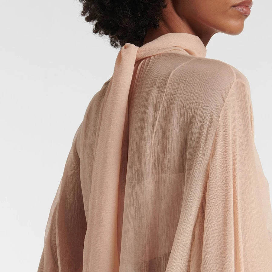 Blusa Feminina Transparente Gola Alta com Mangas Cascata de Babados – Luísa