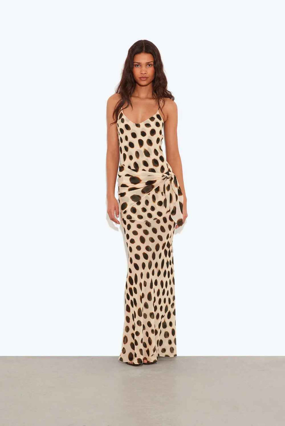 Vestido Longo Animal Print com Decote V e Franzido Ajustável – Estela