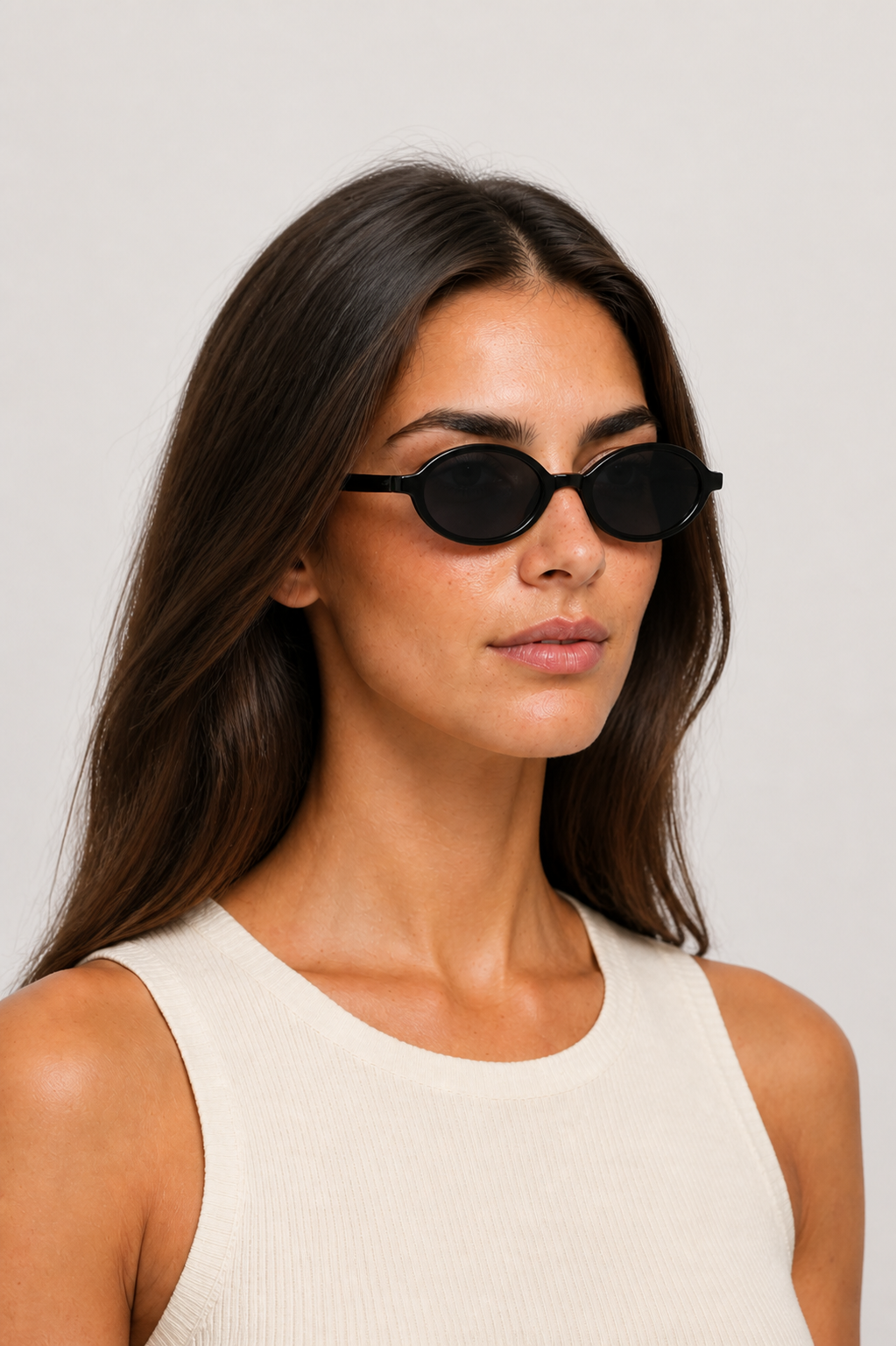 Óculos Feminino Redondo Retrô com Lentes Solares ou Transparentes – Carolina