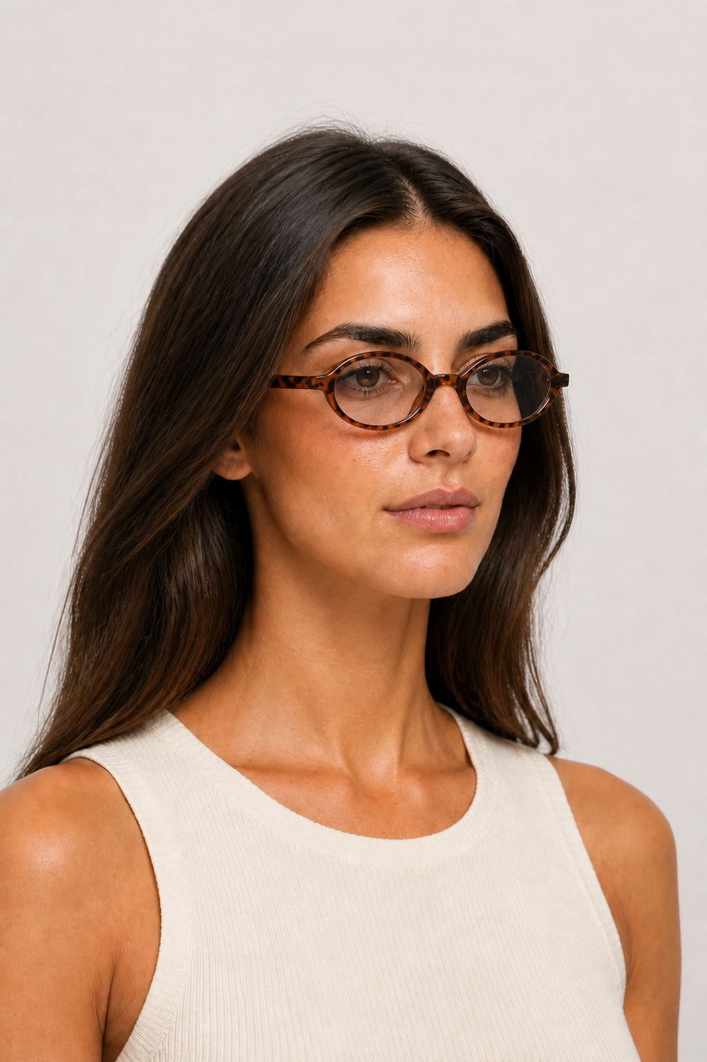 Óculos Feminino Redondo Retrô com Lentes Solares ou Transparentes – Carolina