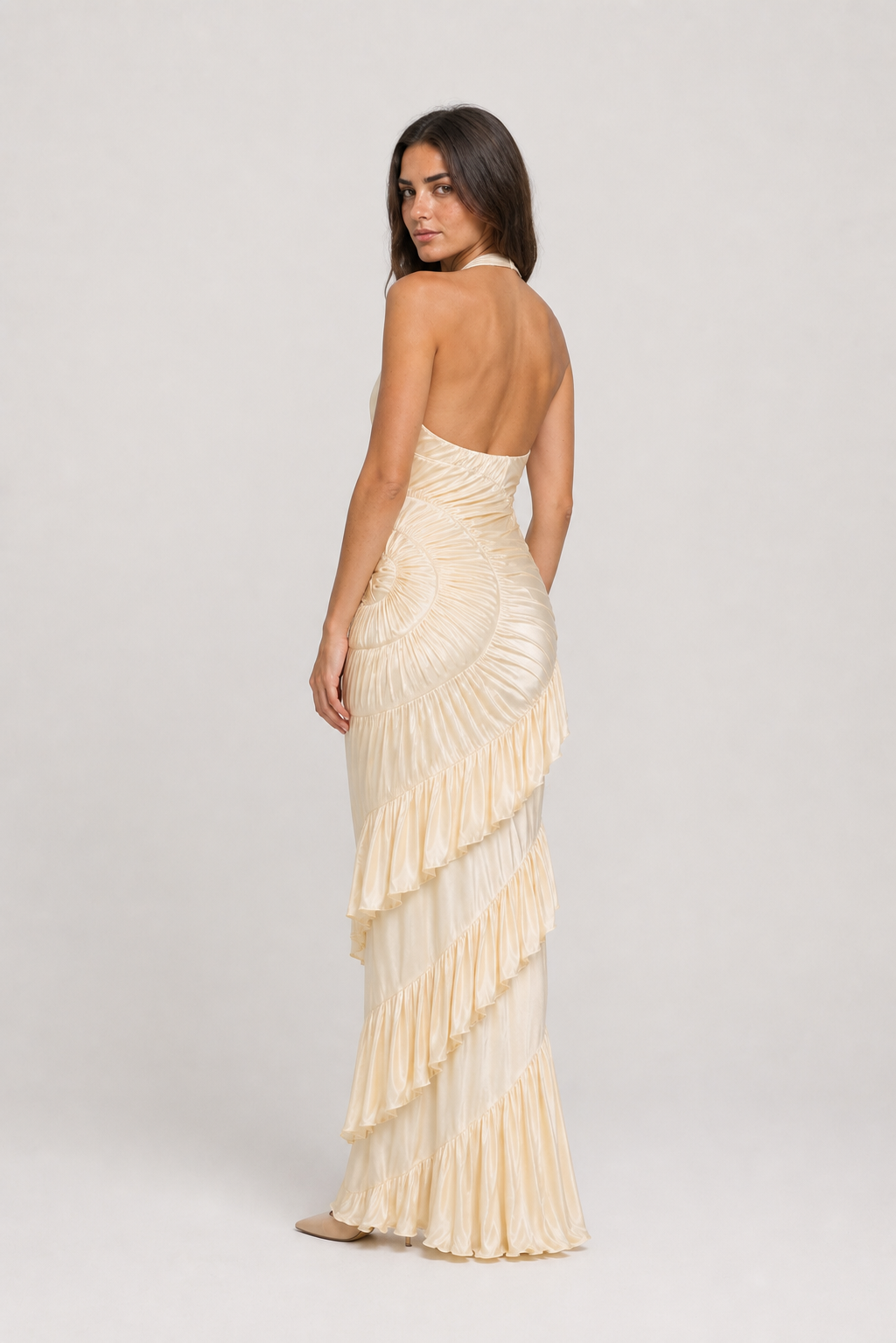 Vestido Longo de Festa Drapeado com Gola Halter e Costas Abertas – Rafaela