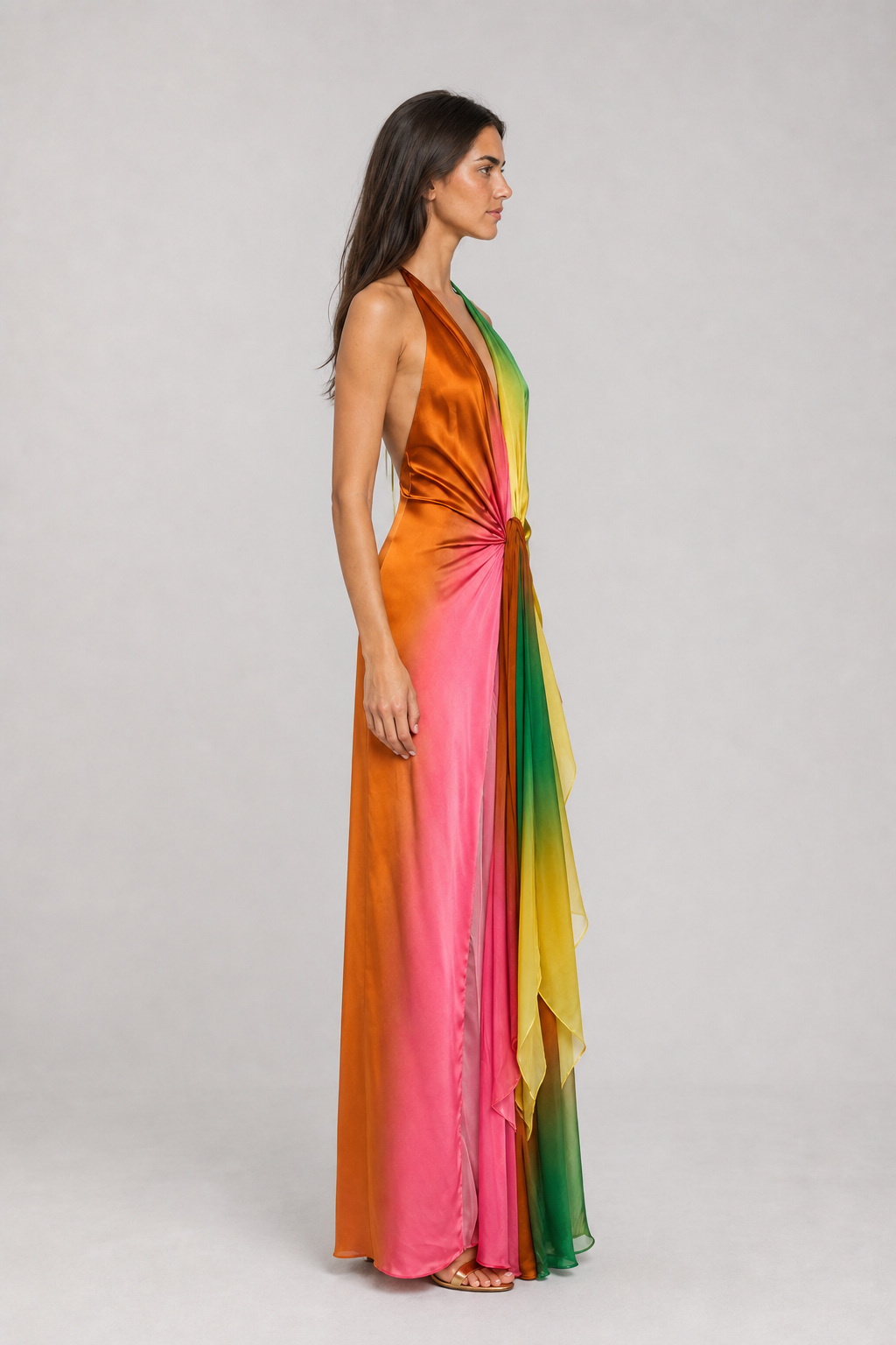 Vestido Longo de Cetim Ombré Multicolor com Gola Halter – Bianca